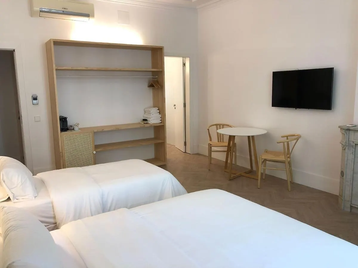 The Mo House Hotel Barcelona 2*,