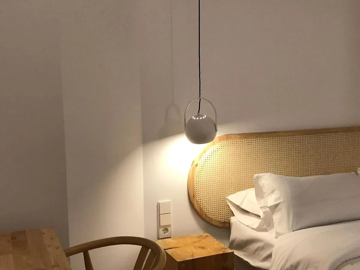 The Mo House Hotell Barcelona 2*,